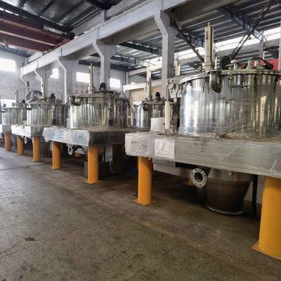 le groupe automatique de grattoir inférieur de décharge du Traction-sac 800L actionnent la centrifugeuse pour les ingrédients pharmaceutiques actifs