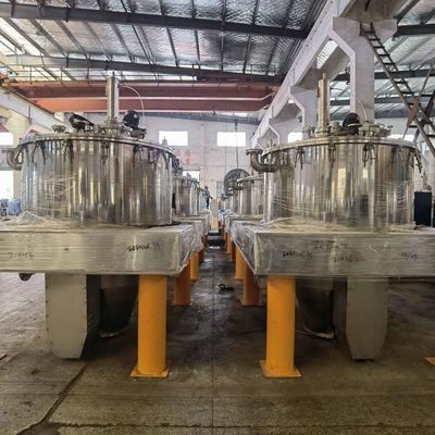 le groupe automatique de grattoir inférieur de décharge du Traction-sac 800L actionnent la centrifugeuse pour les ingrédients pharmaceutiques actifs