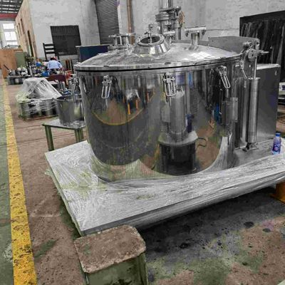 Quatre centrifugeuse de traitement chimique de panier de la centrifugeuse 400L de décharge de dessus de point