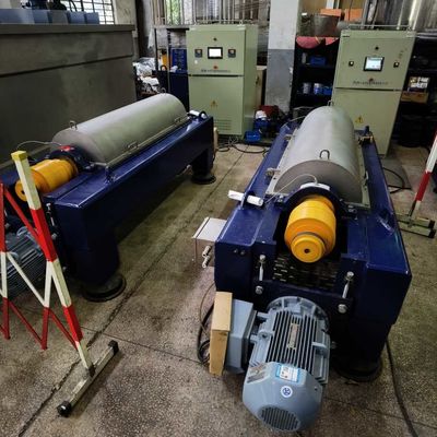 Traitement des eaux résiduaires de LW facile d'utiliser les machines centrifuges de asséchage de décanteur de boue de service après-vente