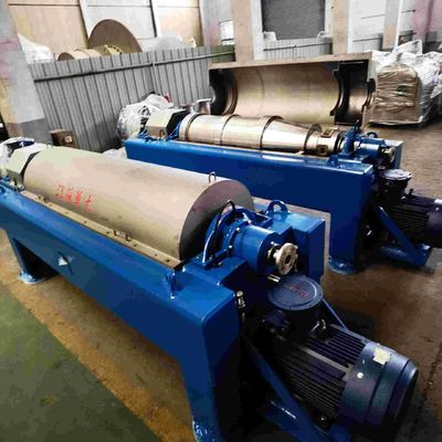 Centrifugeuse continue horizontale de décanteur de rouleau de l'écran 3600rpm anti-déflagrante